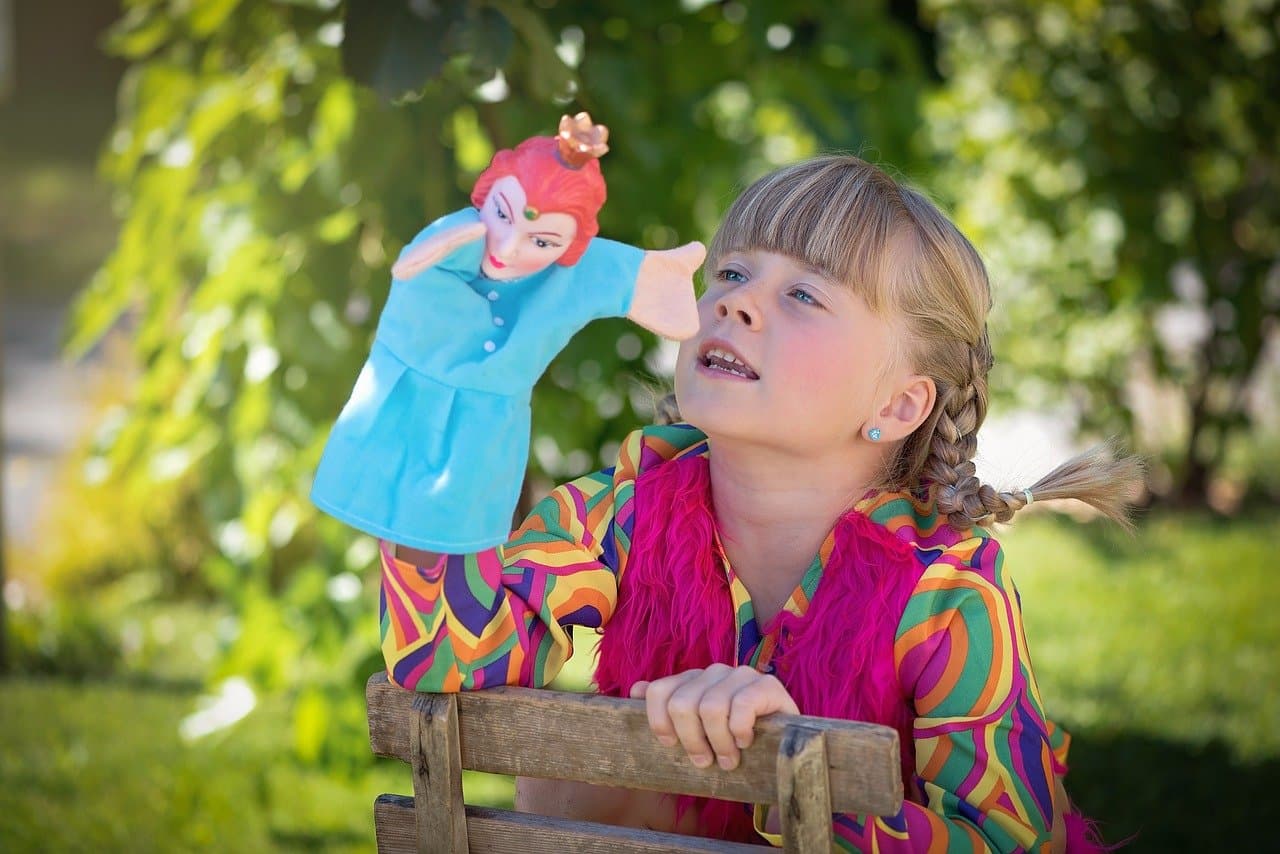 Puppets In Play Therapy